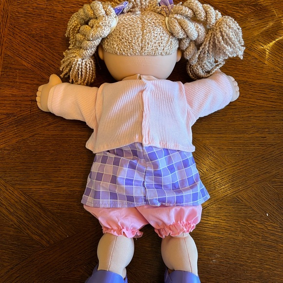 Cabbage Patch Kids - excellent condition and original box - Picture 4 of 15